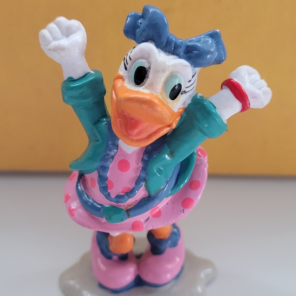 Vintage Disney Mickey Mouse and Friends Figurines - Picture 6 of 9
